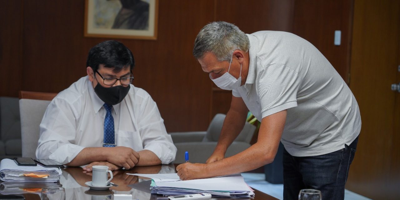 San Martín recibió las Escrituras